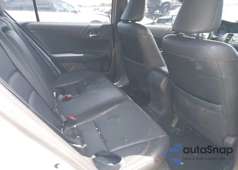 2017 Honda Accord Sport Se z USA, uszkodzony, nr VIN 1HGCR2F13HA055127